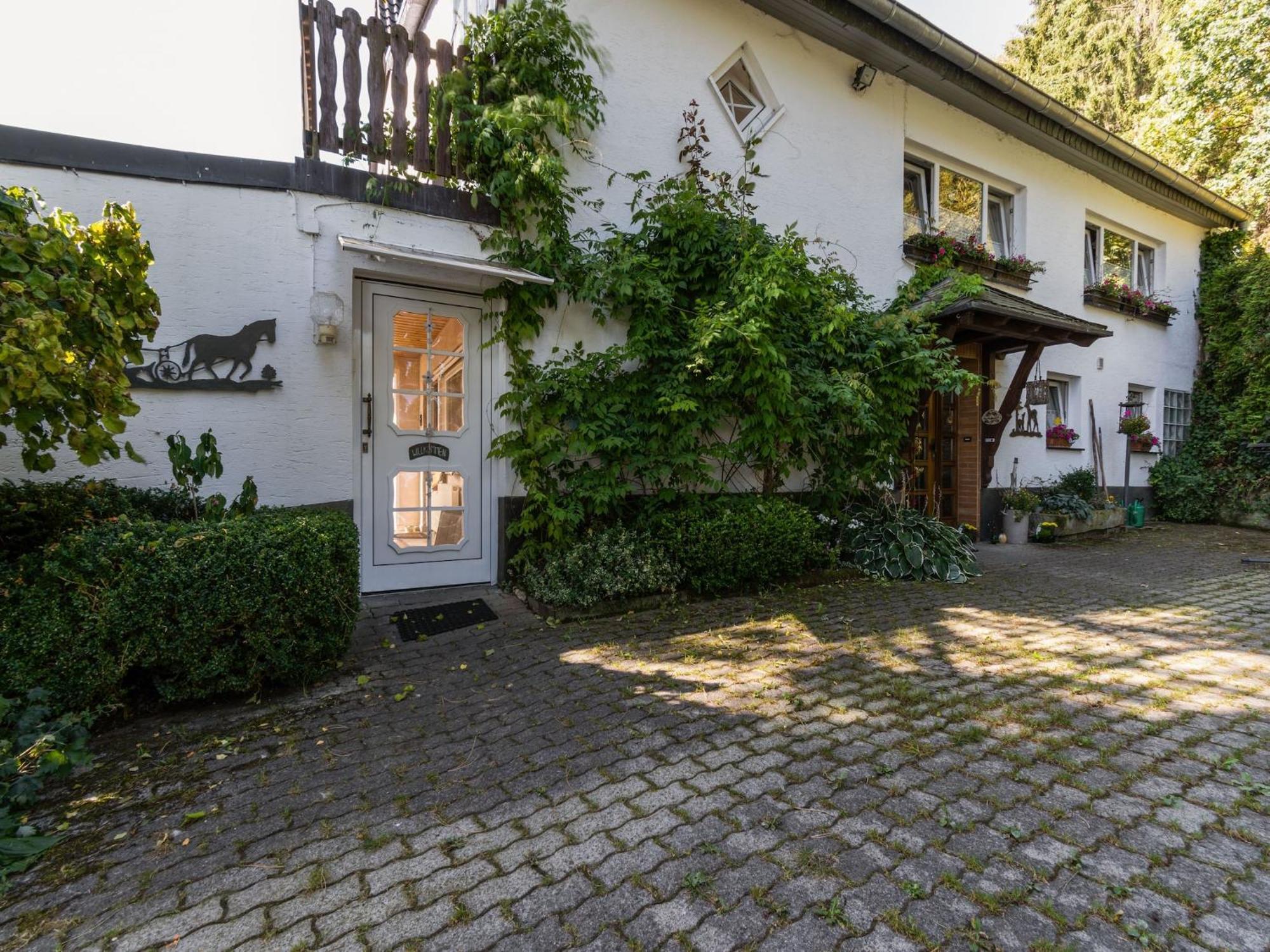 Cosy Apartment In Menkhausen Near The Ski Area Schmallenberg Exterior foto
