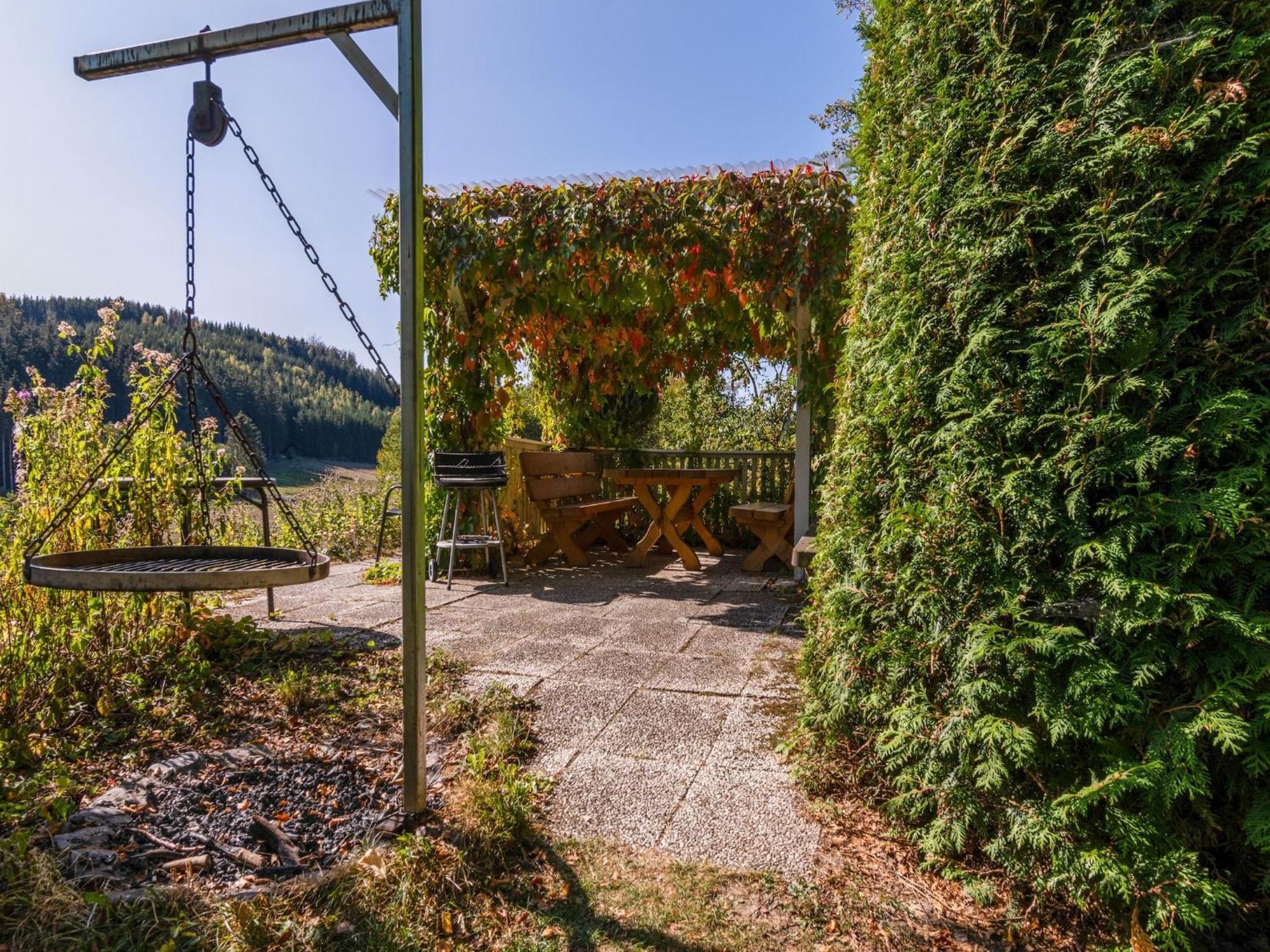 Cosy Apartment In Menkhausen Near The Ski Area Schmallenberg Exterior foto